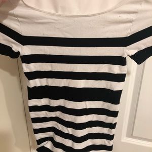 Black and White bebe top ✨